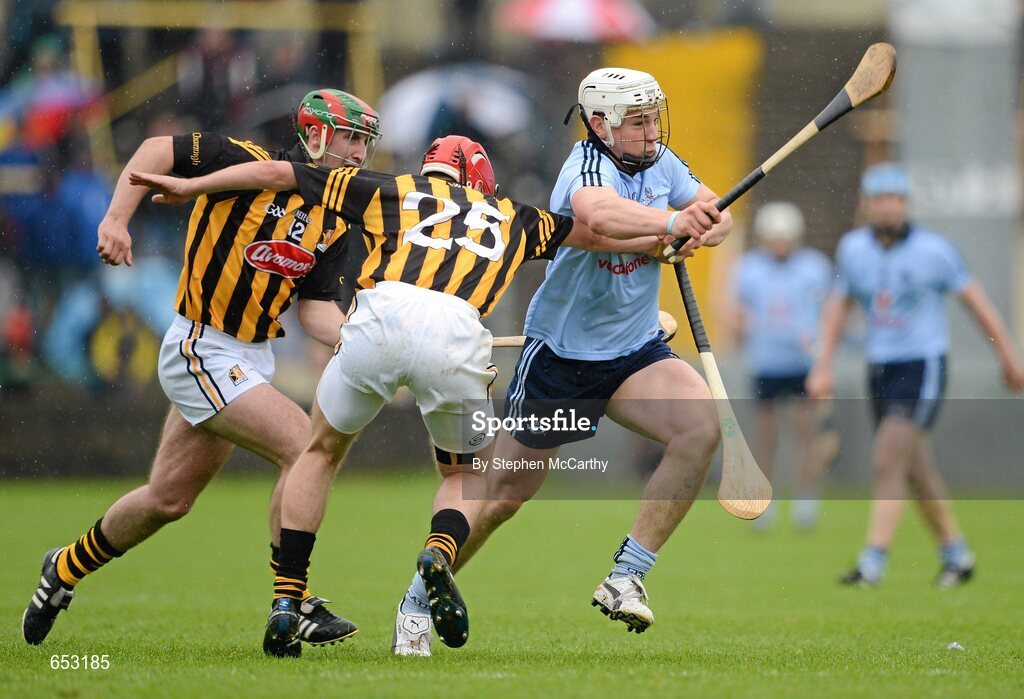 23 June 2012; Liam Rushe, Dublin, in action against Cillian Buckley, 25, and Eoin Larkin, Kilkenny. Leinster GAA Hurling Senior Championship Semi-Final, Dublin v Kilkenny, O'Moore Park, Portlaoise, Co. Laois. Picture credit: Stephen McCarthy / SPORTSFILE