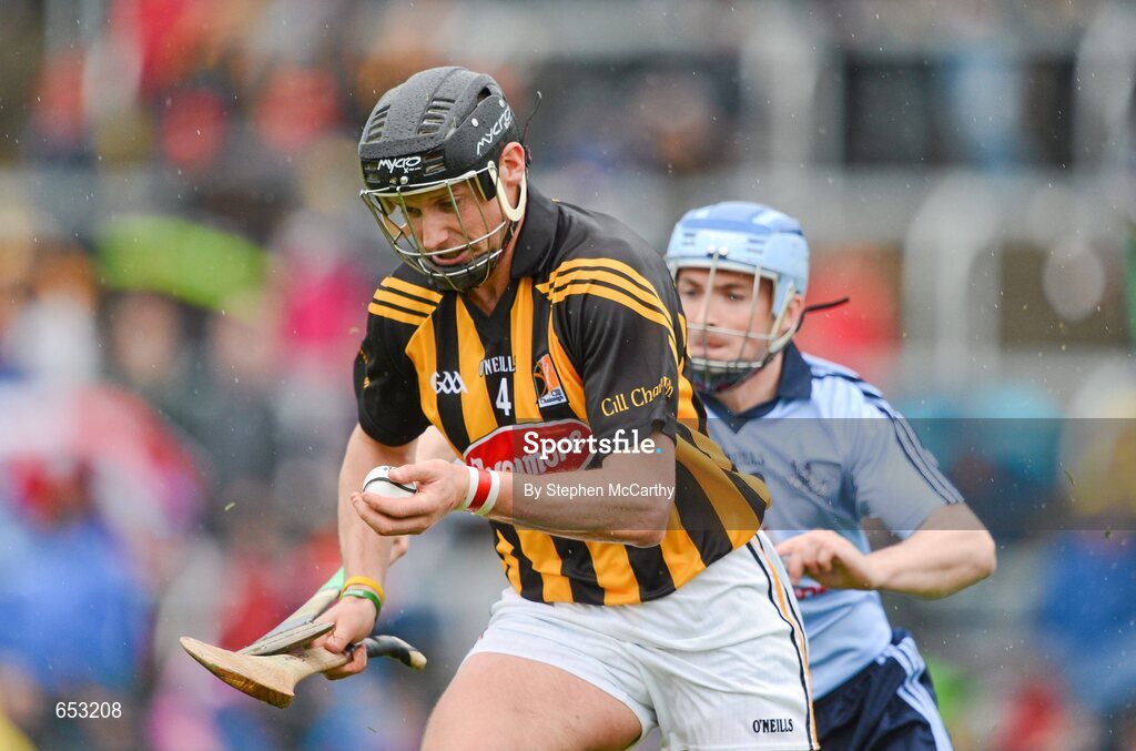 23 June 2012; Jackie Tyrrell, Kilkenny, in action against David O'Callaghan, Dublin. Leinster GAA Hurling Senior Championship Semi-Final, Dublin v Kilkenny, O'Moore Park, Portlaoise, Co. Laois. Picture credit: Stephen McCarthy / SPORTSFILE