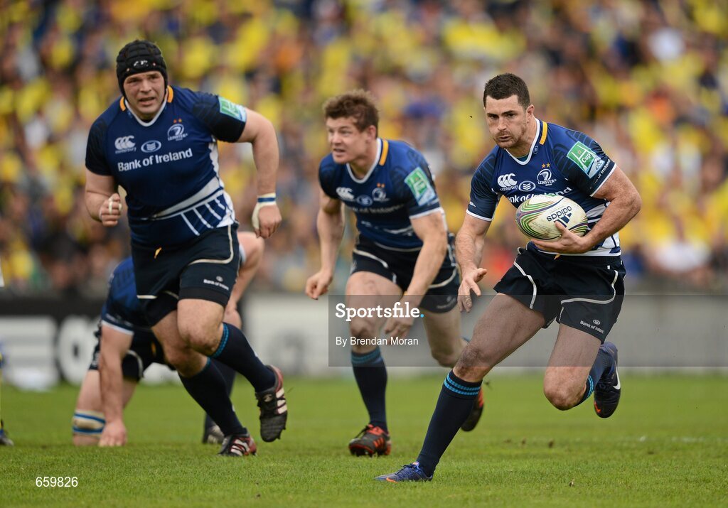 29 April 2012; Rob Kearney, Leinster, supported by team-mates Mike Ross, left, and brian O'Driscoll. Heineken Cup Semi-Final, ASM Clermont Auvergne v Leinster, Stade Chaban Delmas, Bordeaux, France. Picture credit: Stephen McCarthy / SPORTSFILE