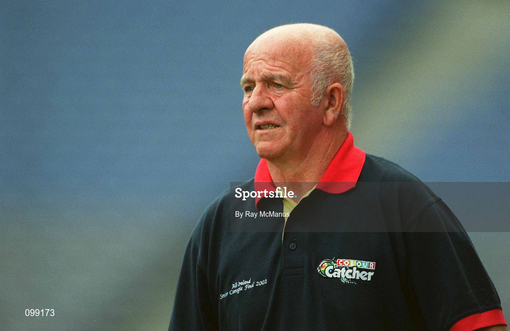 15 September 2002; Cork manager Pa Finn during the All-Ireland Senior Camogie Championship Final match between Cork and Tipperary at Croke Park in Dublin. Photo by Ray McManus/Sportsfile