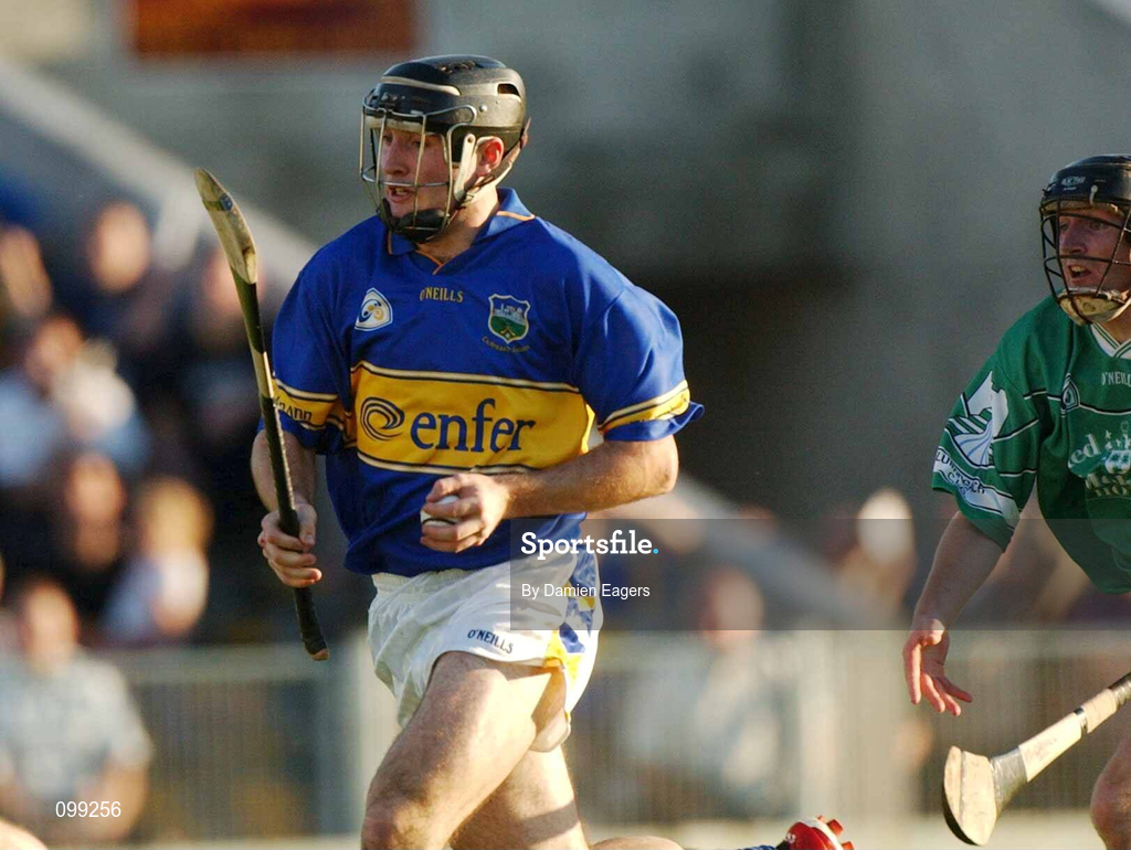 21 August 2002; Eoin Kelly of Tipperary during the Munster U21 Hurling Championship Final Replay match between Tipperary and Limerick at Semple Stadium in Thurles, Tipperary. Photo by Damien Eagers/Sportsfile