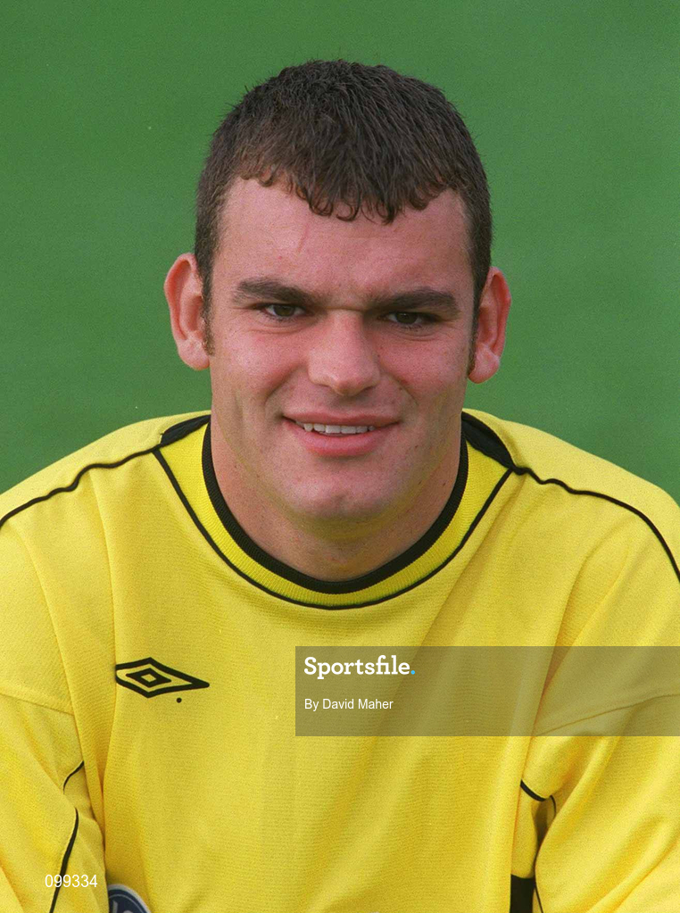 24 August 2002; Chris Bennion during a Shelbourne squad portrait session at Tolka Park in Dublin. Photo by David Maher/Sportsfile