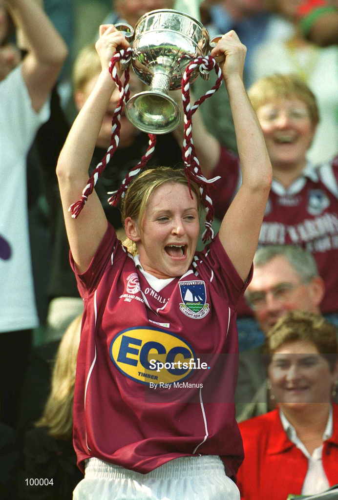 29 September 2002; Galway captain Marie O'Connell lifts the cup following the All-Ireland Ladies Junior Football Championship Final match between Galway and Donegal at Croke Park in Dublin. Photo by Ray McManus/Sportsfile