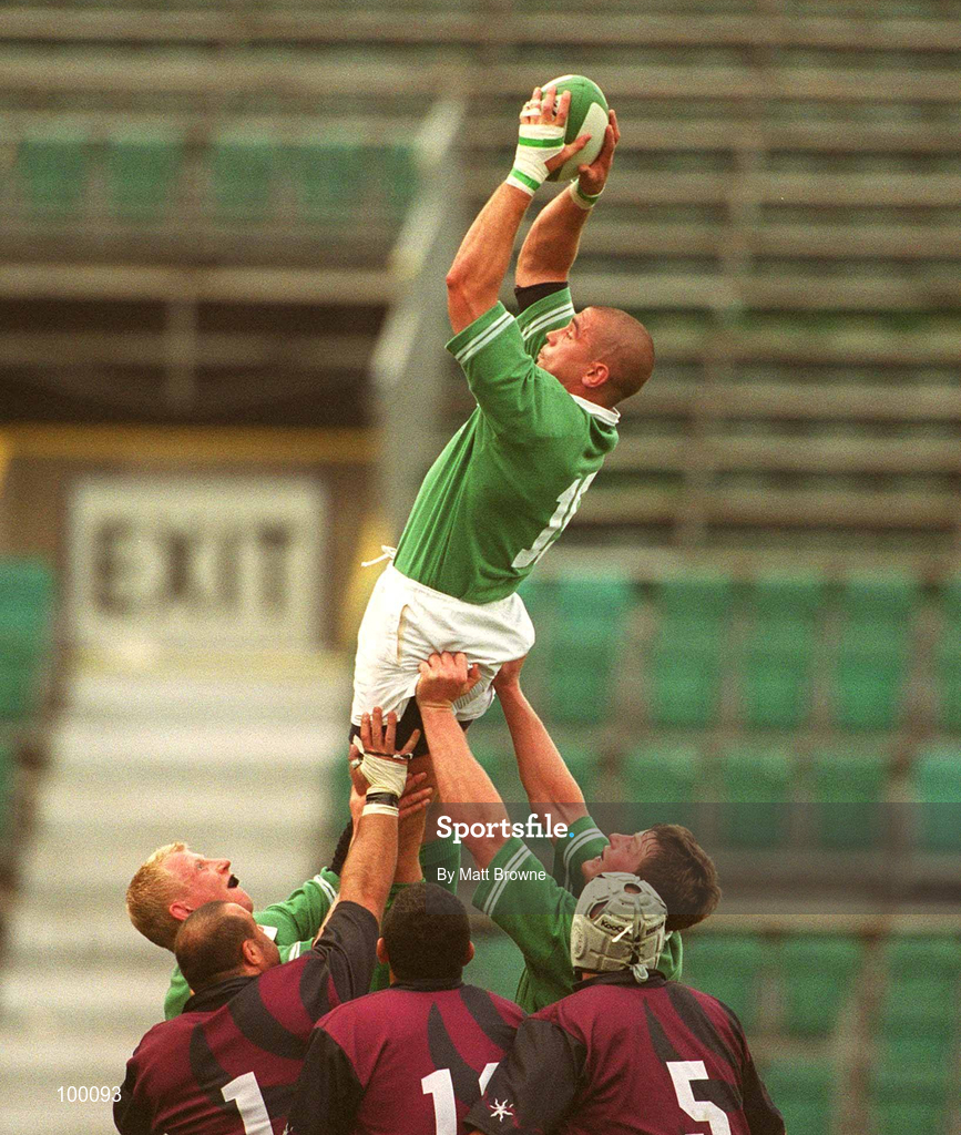 28 September 2002; Alan Quinlan of Ireland wins possession in a line-out during the Rugby World Cup 2003 Qualifier match between Ireland and Georgia at Lansdowne Road in Dublin. Photo by Matt Browne/Sportsfile