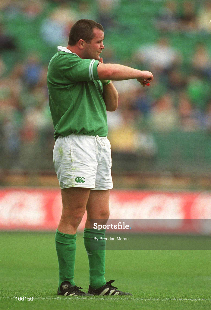 28 September 2002; Anthony Foley of Ireland during the Rugby World Cup 2003 Qualifier match between Ireland and Georgia at Lansdowne Road in Dublin. Photo by Brendan Moran/Sportsfile