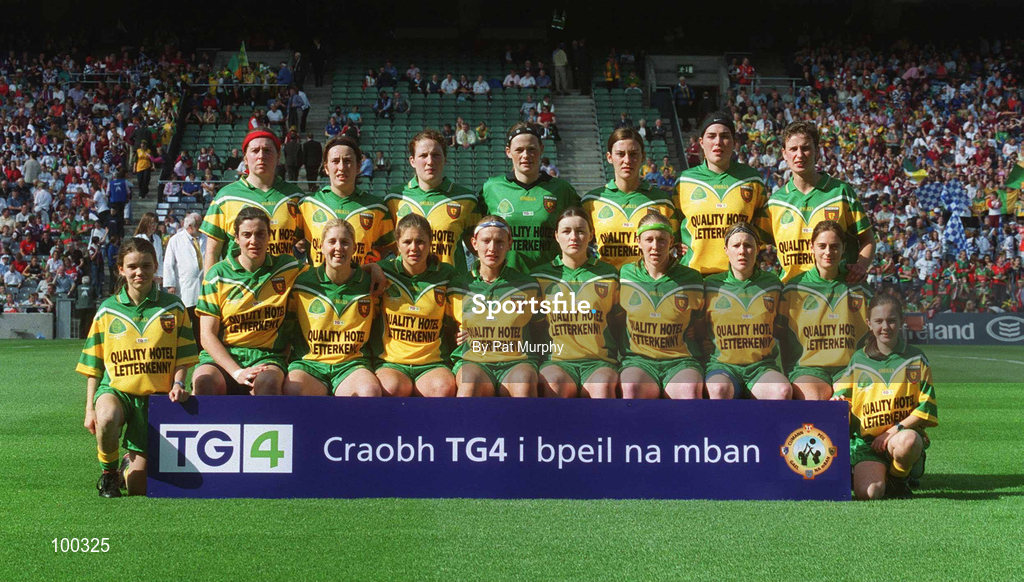 29 September 2002; The Donegal team prior to the All-Ireland Ladies Junior Football Championship Final match between Galway and Donegal at Croke Park in Dublin. Photo by Pat Murphy/Sportsfile