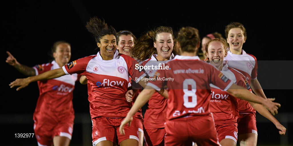 23 September 2017; Shelbourne Ladies players rush to celebrate with Rachel Graham, 8, after she scored their winning penalty of the penalty shoot-out during the Continental Tyres Women's National League Cup Final match between Peamount United and Shelbourne Ladies at Greenogue in Dublin. Photo by Stephen McCarthy/Sportsfile