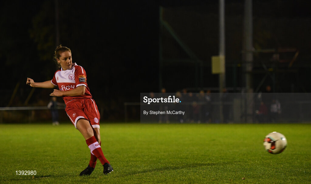 23 September 2017; Rachel Graham of Shelbourne Ladies scores the winning penalty of the penalty shoot-out during the Continental Tyres Women's National League Cup Final match between Peamount United and Shelbourne Ladies at Greenogue in Dublin. Photo by Stephen McCarthy/Sportsfile