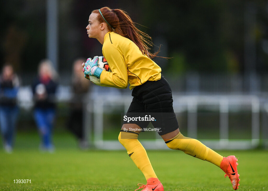 23 September 2017; Naoisha McAloon of Peamount United during the Continental Tyres Women's National League Cup Final match between Peamount United and Shelbourne Ladies at Greenogue in Dublin. Photo by Stephen McCarthy/Sportsfile