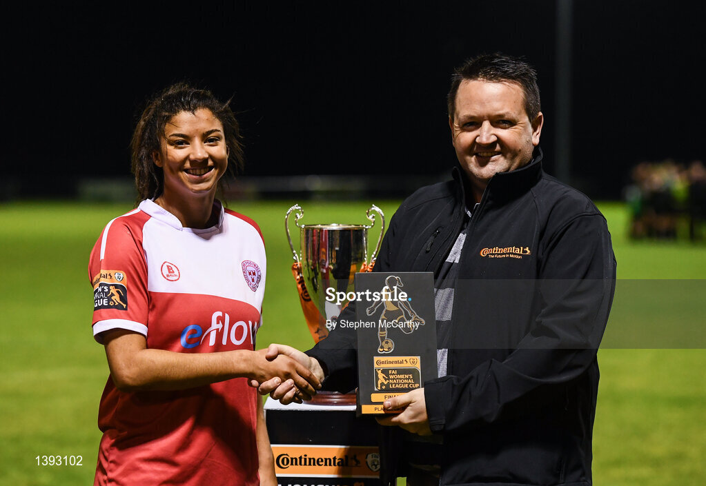 23 September 2017; Gloria Douglas of Shelbourne Ladies is presented with the Player of the Match award by Darren Donohue, Advance Pitstop Operations Manager, during the Continental Tyres Women's National League Cup Final match between Peamount United and Shelbourne Ladies at Greenogue in Dublin. Photo by Stephen McCarthy/Sportsfile