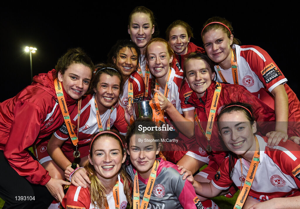 23 September 2017; Shelbourne Ladies players celebrate following the Continental Tyres Women's National League Cup Final match between Peamount United and Shelbourne Ladies at Greenogue in Dublin. Photo by Stephen McCarthy/Sportsfile