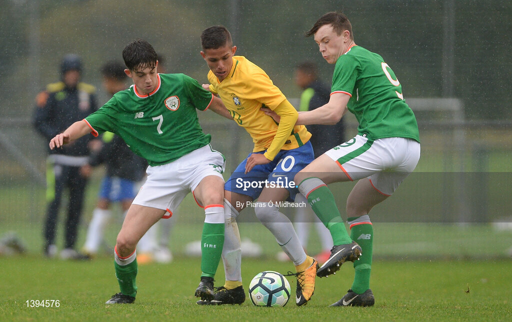 27 September 2017; Giovanni Ribeiro of Brazil in action against James Furlong, left, and Conor Carty of Republic of Ireland during the International Friendly match between Republic of Ireland and Brazil at the AUL Complex in Dublin. Photo by Piaras Ó Mídheach/Sportsfile