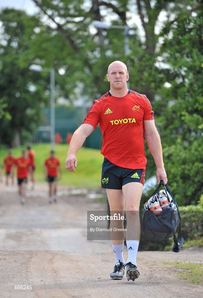 18 July 2012; Munster's Paul O'Connell arrives for squad training ahead of the 2012/13 season. Munster Rugby Squad Training, Cork Institute of Technology, Bishopstown, Cork. Picture credit: Diarmuid Greene / SPORTSFILE