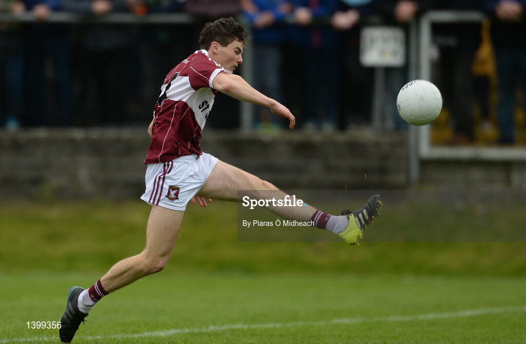 8 October 2017; Rian Brady of Mullinalaghta St Columba's scores the opening point, during the Longford County Senior Football Championship Final match, between Abbeylara and Mullinalaghta St Columba's, at Glennon Brothers Pearse Park in Longford. Photo by Piaras Ó Mídheach/Sportsfile