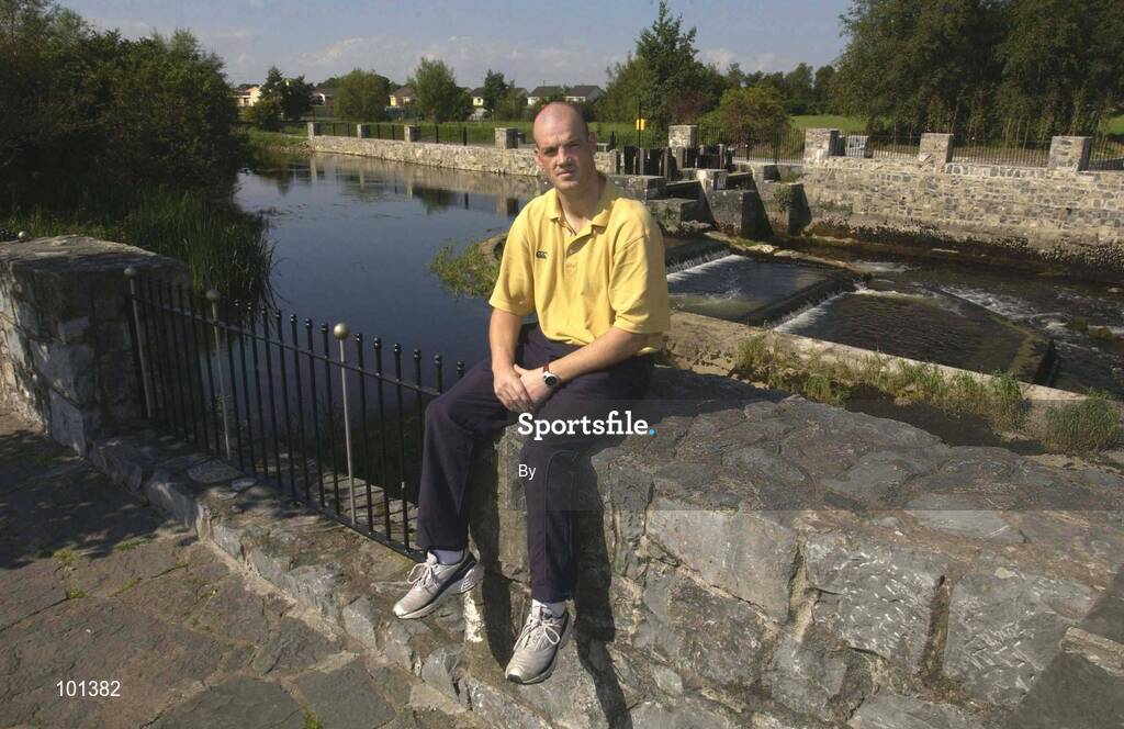 3 September 2002; Ollie Baker, Clare pictured on the bank of the river Fergus in Ennis town Co. Clare. Hurling. Picture credit; Matt Browne / SPORTSFILE *EDI*