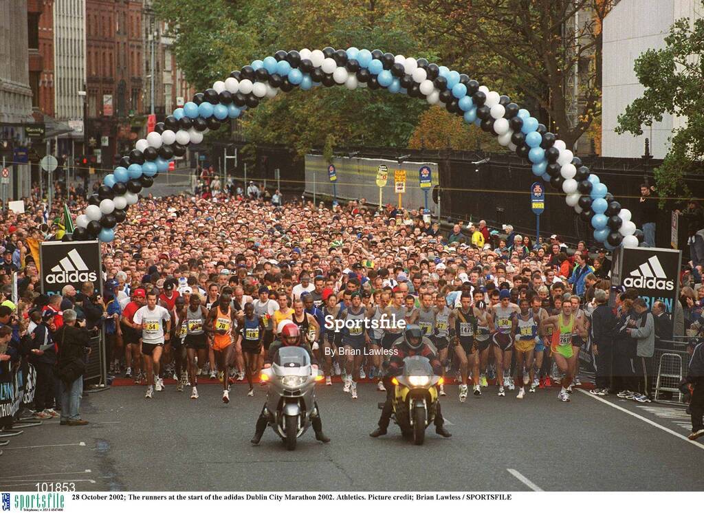 28 October 2002; The runners at the start of the adidas Dublin City Marathon 2002. Athletics. Picture credit; Brian Lawless / SPORTSFILE