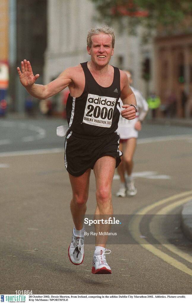 28 October 2002; Dessie Shorten, from Ireland, competing in the adidas Dublin City Marathon 2002. Athletics. Picture credit; Ray McManus / SPORTSFILE
