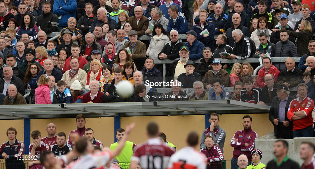 8 October 2017; Spectators look on during the Longford County Senior Football Championship Final match between Abbeylara and Mullinalaghta St Columba's at Glennon Brothers Pearse Park in Longford. Photo by Piaras Ó Mídheach/Sportsfile