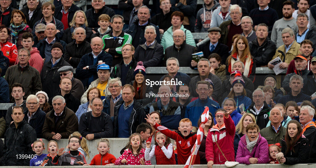 8 October 2017; Abbeylara supporters during the Longford County Senior Football Championship Final match between Abbeylara and Mullinalaghta St Columba's at Glennon Brothers Pearse Park in Longford. Photo by Piaras Ó Mídheach/Sportsfile