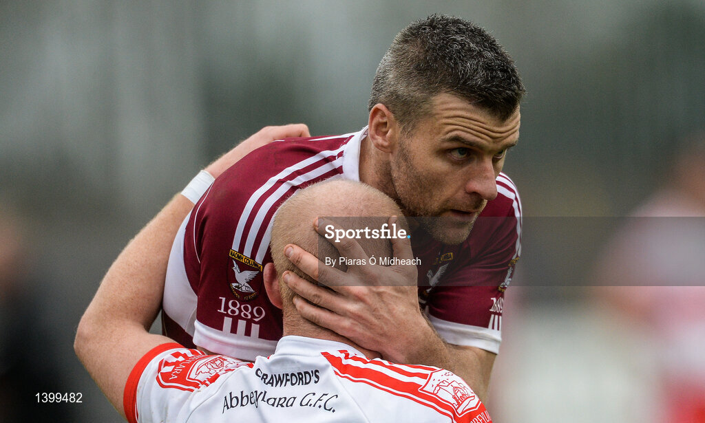 8 October 2017; Conor McElligott of Mullinalaghta St Columba's consoles Padraig Berry of Abbeylara after the Longford County Senior Football Championship Final match between Abbeylara and Mullinalaghta St Columba's at Glennon Brothers Pearse Park in Longford. Photo by Piaras Ó Mídheach/Sportsfile