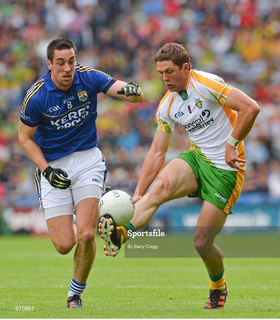 5 August 2012; Ryan Bradley, Donegal, in action against Anthony Maher, Kerry. GAA Football All-Ireland Senior Championship Quarter-Final, Donegal v Kerry, Croke Park, Dublin. Picture credit: Barry Cregg / SPORTSFILE