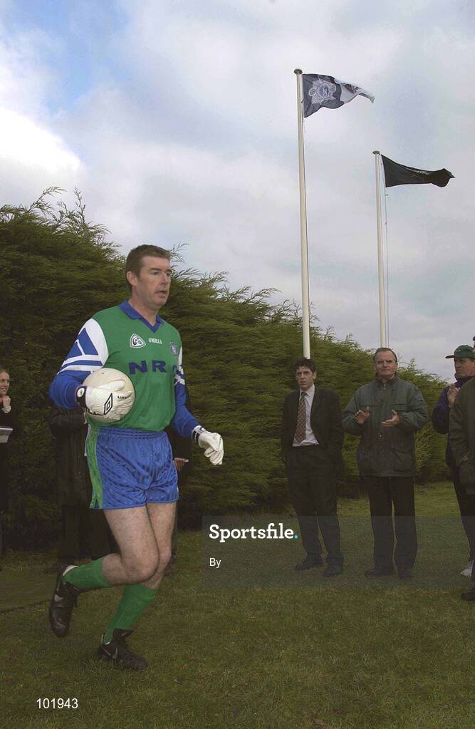 30 October 2002; Captain of the Police Service of Northern Ireland team, Damian Tucker, leads his side out onto the pitch before a representative Gaelic Football match between An Garda Siochana and the Police Service of Northern Ireland at the Westmanstown Sports Centre, Westmanstown, Co. Dublin. Picture credit; Brendan Moran / SPORTSFILE *EDI*