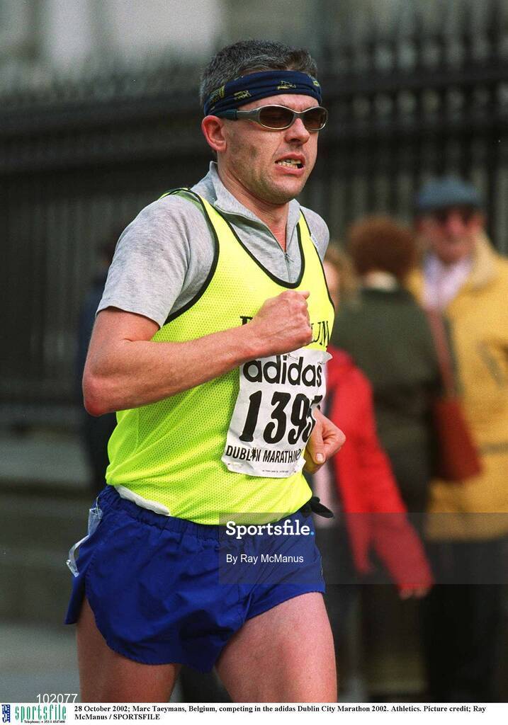 28 October 2002; Marc Taeymans, Belgium, competing in the adidas Dublin City Marathon 2002. Athletics. Picture credit; Ray McManus / SPORTSFILE