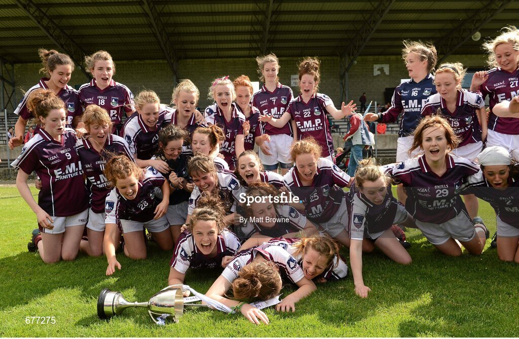 25 August 2012; Galway players celebrate with the cup. All Ireland U16 ‘A’ Championship Final, Cork v Galway, MacDonagh Park, Nenagh, Co. Tipperary. Picture credit: Matt Browne / SPORTSFILE