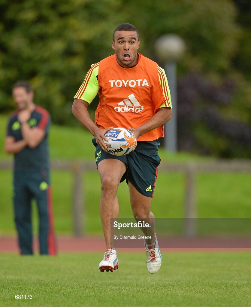 5 September 2012; Munster's Simon Zebo in action during squad training ahead of their Celtic League, Round 2, match against Benetton Treviso on Friday. Munster Rugby Squad Training, University of Limerick, Limerick. Picture credit: Diarmuid Greene / SPORTSFILE