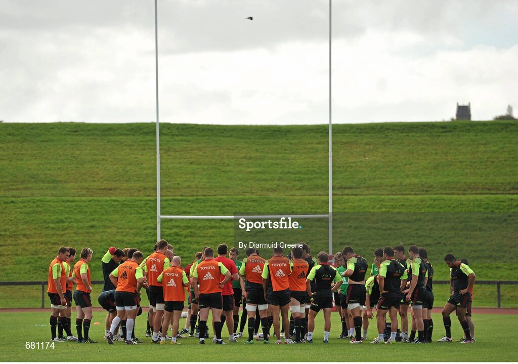 5 September 2012; Munster players gather together during squad training ahead of their Celtic League, Round 2, match against Benetton Treviso on Friday. Munster Rugby Squad Training, University of Limerick, Limerick. Picture credit: Diarmuid Greene / SPORTSFILE