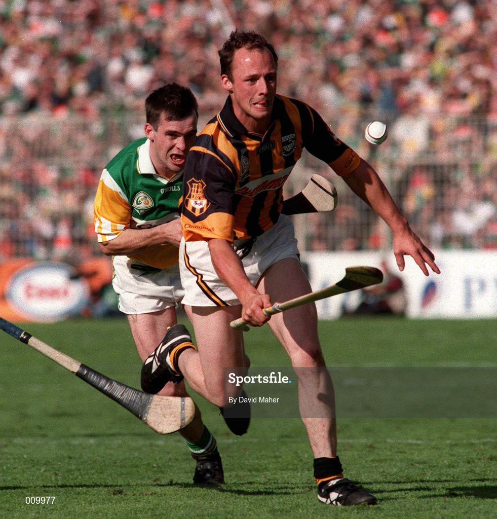 13 September 1998; Andy Comerford of Kilkennny in action against Johnny Pilkington of Offaly during the Guinness All-Ireland Senior Hurling Championship Final match between Offaly and Kilkenny at Croke Park in Dublin. Photo by David Maher/Sportsfile