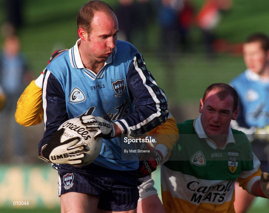 29 November 1998; Brian Stynes of Dublin in action against John Kenny of Offaly during the Church & General National Football League Division 1a match between Offaly and Dublin at O'Connor Park in Tullamore, Offaly. Photo by Matt Browne/Sportsfile