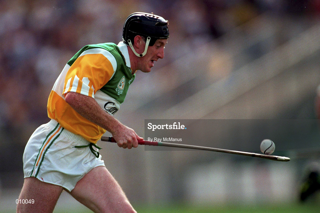 23 August 1998; Brian Whelahan of Offaly during the Guinness All-Ireland Senior Hurling Championship semi-final replay match between Offaly and Clare at Croke Park in Dublin. Photo by Ray McManus/Sportsfile
