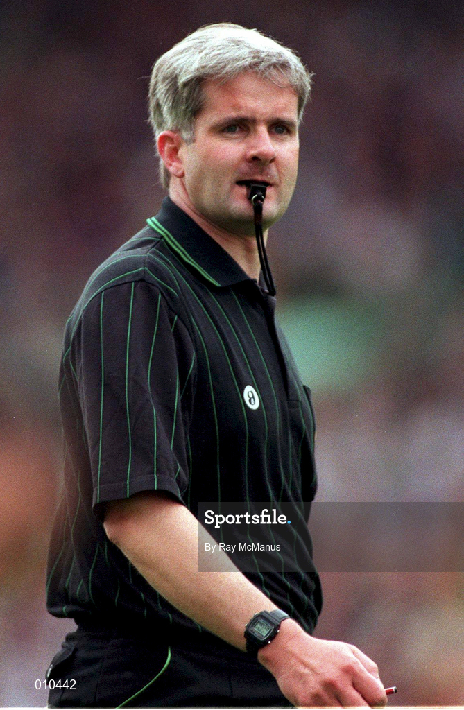 2 August 1998; Referee John Bannon during the Bank of Ireland Leinster Senior Football Championship Final between Kildare and Meath at Croke Park in Dublin. Photo by Ray McManus/Sportsfile
