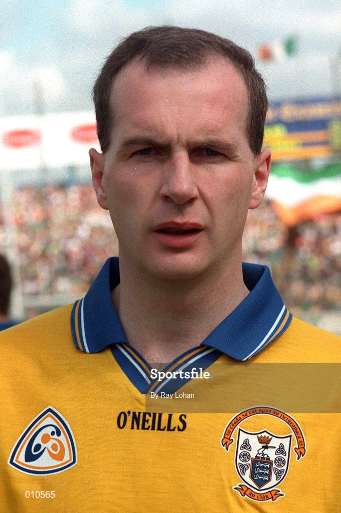 29 August 1998; Liam Doyle of Clare prior to the Guinness All-Ireland Senior Hurling Championship semi-final 2nd replay match between Offaly and Clare at Semple Stadium in Thurles, Tipperary. Photo by Ray Lohan/Sportsfile