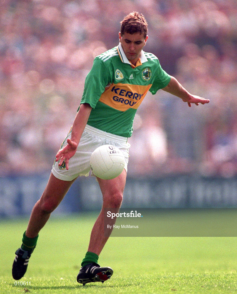 30 August 1998; Maurice Fitzgerald of Kerry during the All-Ireland Senior Football Championship Semi-Final match between Kildare and Kerry at Croke Park in Dublin. Photo by Ray McManus/Sportsfile