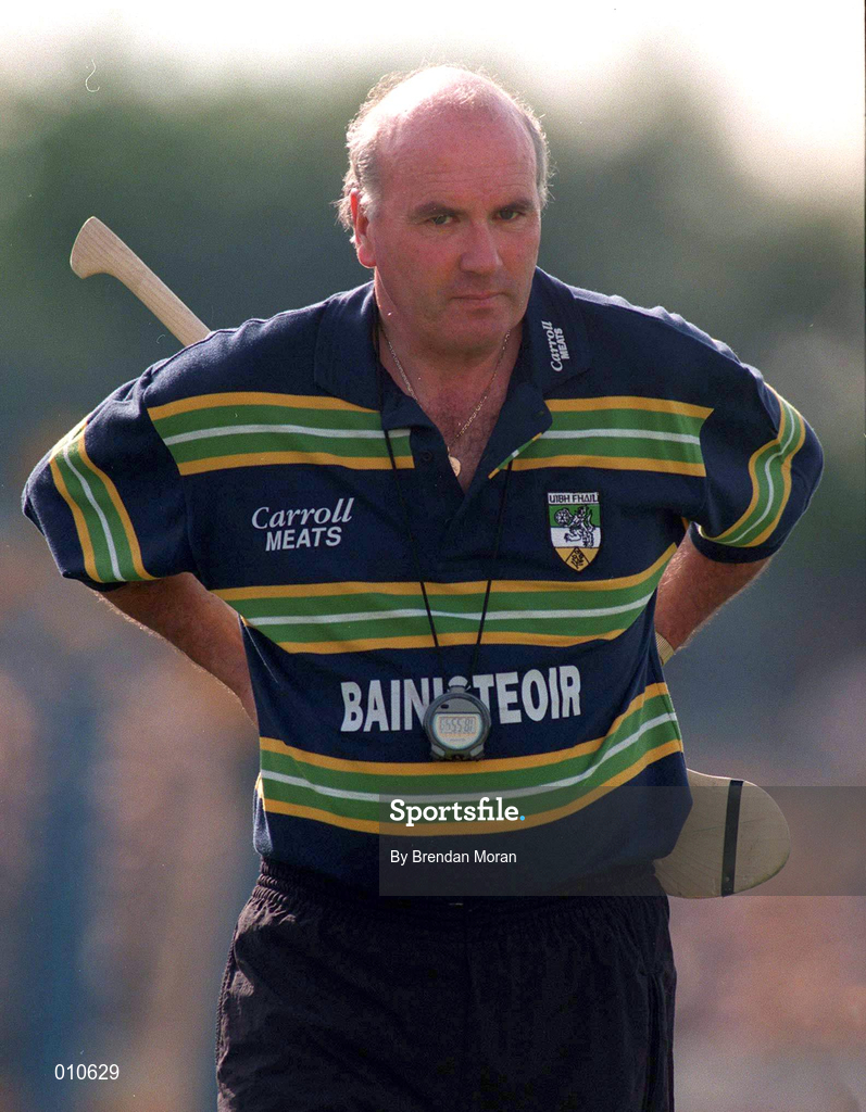29 August 1998; Offaly manager Michael Bond during the Guinness All-Ireland Senior Hurling Championship semi-final 2nd replay match between Offaly and Clare at Semple Stadium in Thurles, Tipperary. Photo by Brendan Moran/Sportsfile