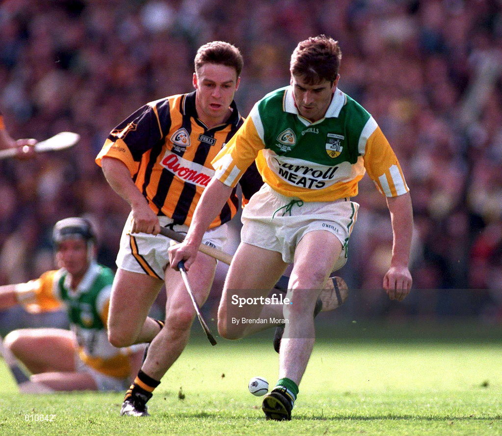 13 September 1998; Michael Duignan of Offaly in action against Charlie Carter of Kilkenny during the Guinness All-Ireland Senior Hurling Championship Final match between Offaly and Kilkenny at Croke Park in Dublin. Photo by Brendan Moran/Sportsfile