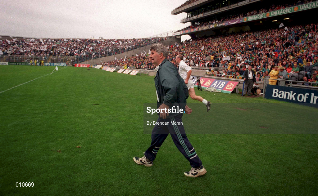 3 August 1997; Kildare manager Mick O'Dwyer ahead of the Bank of Ireland Leinster Senior Football Championship semi-final second replay match between Kildare and Meath at Croke Park in Dublin. Photo by Brendan Moran/Sportsfile