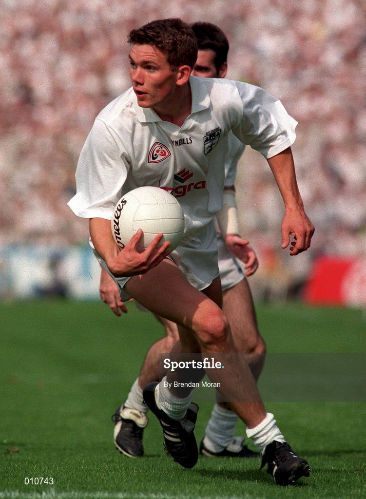 30 August 1998; Padraig Graven of Kildare during the Bank of Ireland All-Ireland Senior Football Championship Semi-Final match between Kildare and Kerry at Croke Park in Dublin. Photo by Brendan Moran/Sportsfile