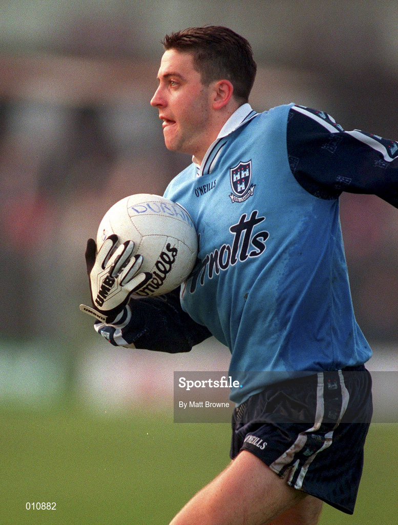 29 November 1998; Senan Connell of Dublin during the Church & General National Football League Division 1a match between Offaly and Dublin at O'Connor Park in Tullamore, Offaly. Photo by Matt Browne/Sportsfile