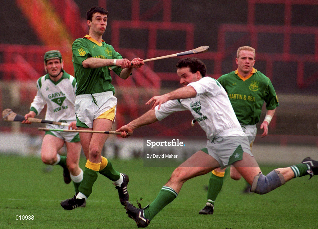 17 March 1994: Tommy Dunne of Toomevara during the All-Ireland Senior Club Hurling Championship Final match between Toomevara and Sarsfields at Croke Park in Dublin. Photo by David Maher/Sportsfile