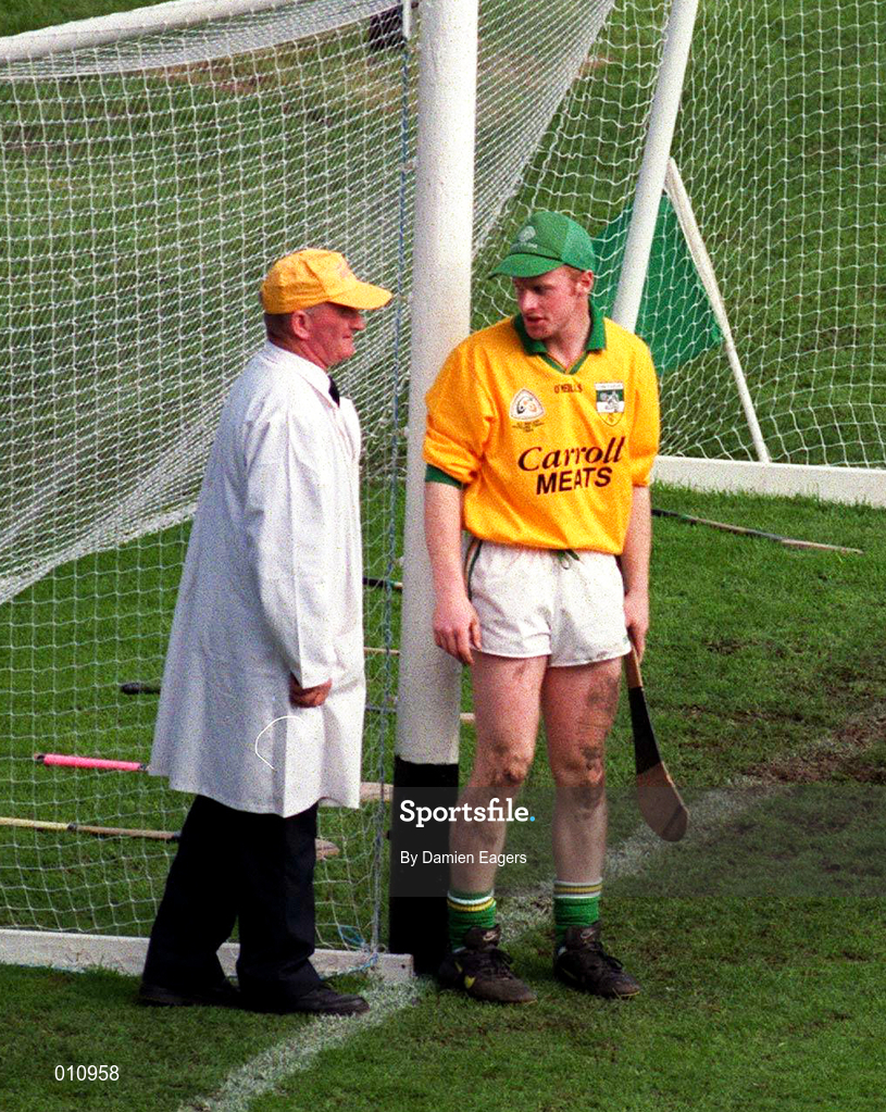13 September 1998; Stephen Byrne of Offaly in conversation with an umpire during the Guinness All-Ireland Senior Hurling Championship Final between Offaly and Kilkenny at Croke Park in Dublin. Photo by Damien Eagers/Sportsfile