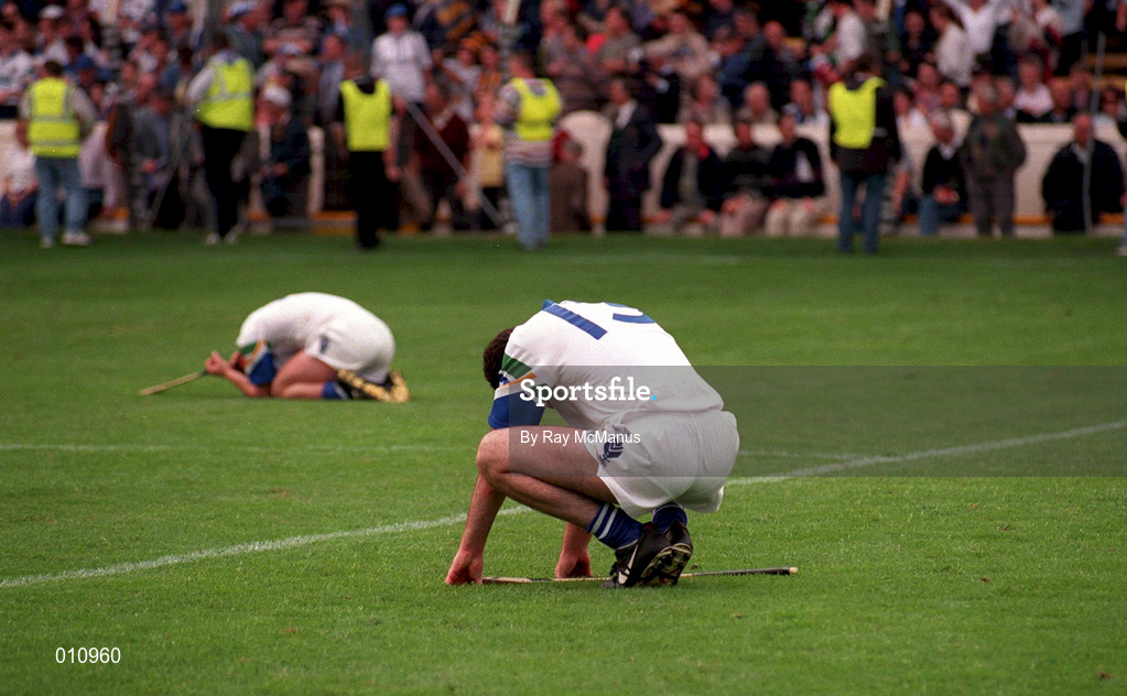 16 August 1998; Waterford players dejected following their defeat in the Guinness All-Ireland Senior Hurling Championship semi-final match between Waterford and Kilkenny at Croke Park in Dublin. Photo by Ray McManus/Sportsfile