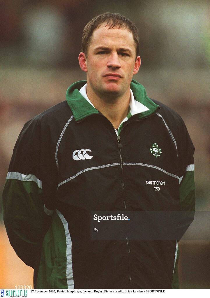 17 November 2002; David Humphreys, Ireland. Rugby. Picture credit; Brian Lawless / SPORTSFILE