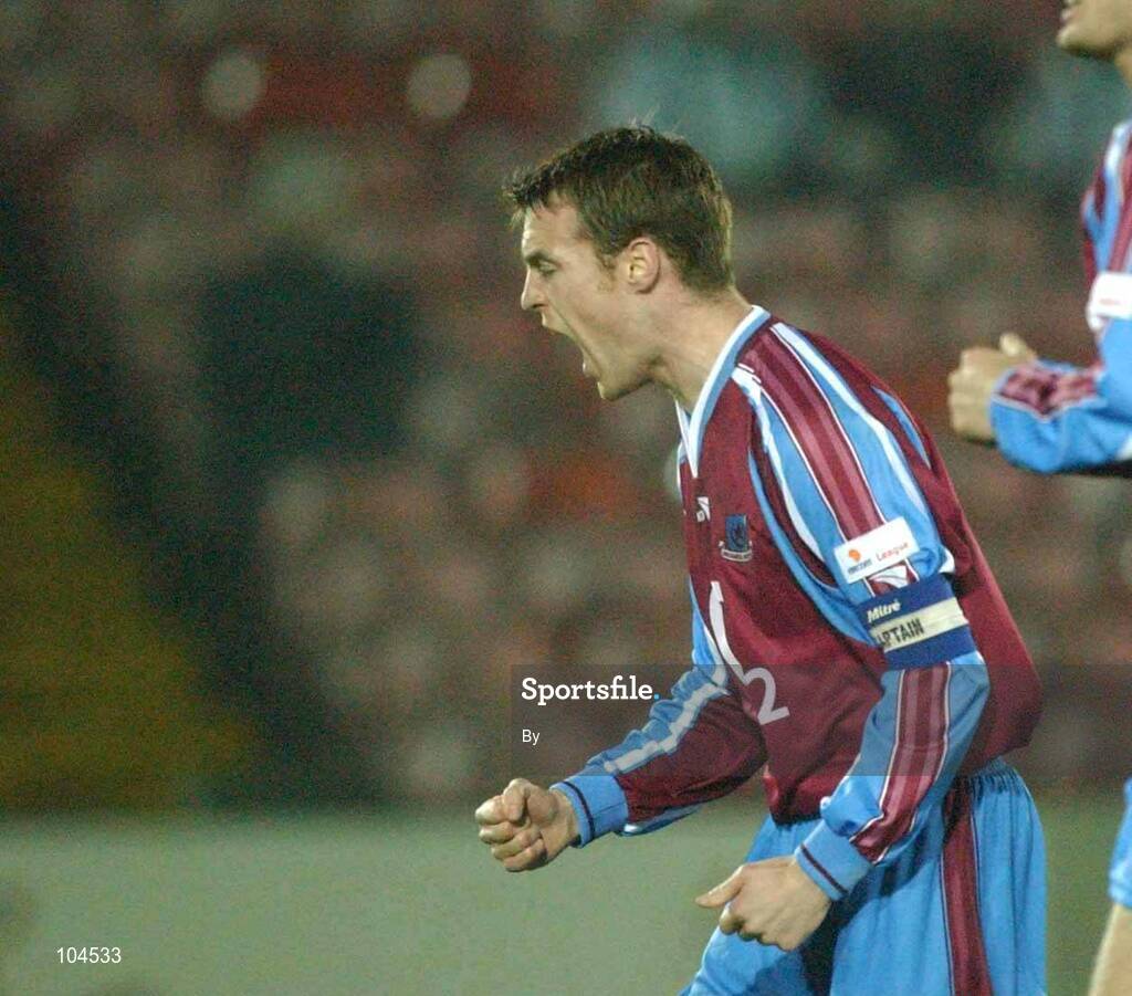 20 December 2002; Aidan Lynch, Drogheda United, celebrates after his team-mate Andy Myler had scored his sides first goal. Bray Wanderers v Drogheda United, eircom League Premier Division, Carlisle Grounds, Bray, Co. Wicklow. Soccer. Picture credit; David Maher / SPORTSFILE *EDI*