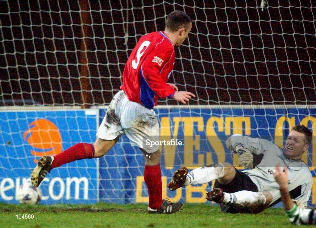 22 December 2002; Shelbourne's Mark Roberts (9) puts the ball past Shamrock Rovers goalkeeper Tony O'Dowd to score his sides first goal. eircom League Premier Division, Shamrock Rovers v Shelbourne, Richmond Park, Dublin. Soccer. Picture credit; David Maher / SPORTSFILE *EDI*