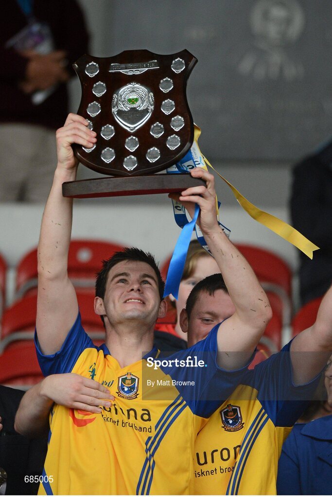 15 September 2012; Roscommon captain Peter Kellahan lifts the trophy. Bord Gáis Energy GAA Hurling Under 21 All-Ireland 'B' Championship Final, Kildare v Roscommon, Semple Stadium, Thurles, Co. Tipperary. Picture credit: Matt Browne / SPORTSFILE