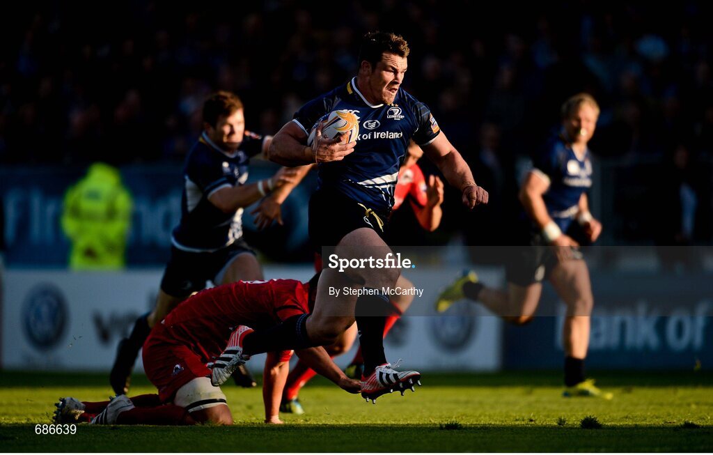 22 September 2012; Cian Healy, Leinster, on the attack. Celtic League 2012/13, Round 4, Leinster v Edinburgh, RDS, Ballsbridge, Dublin. Picture credit: Stephen McCarthy / SPORTSFILE