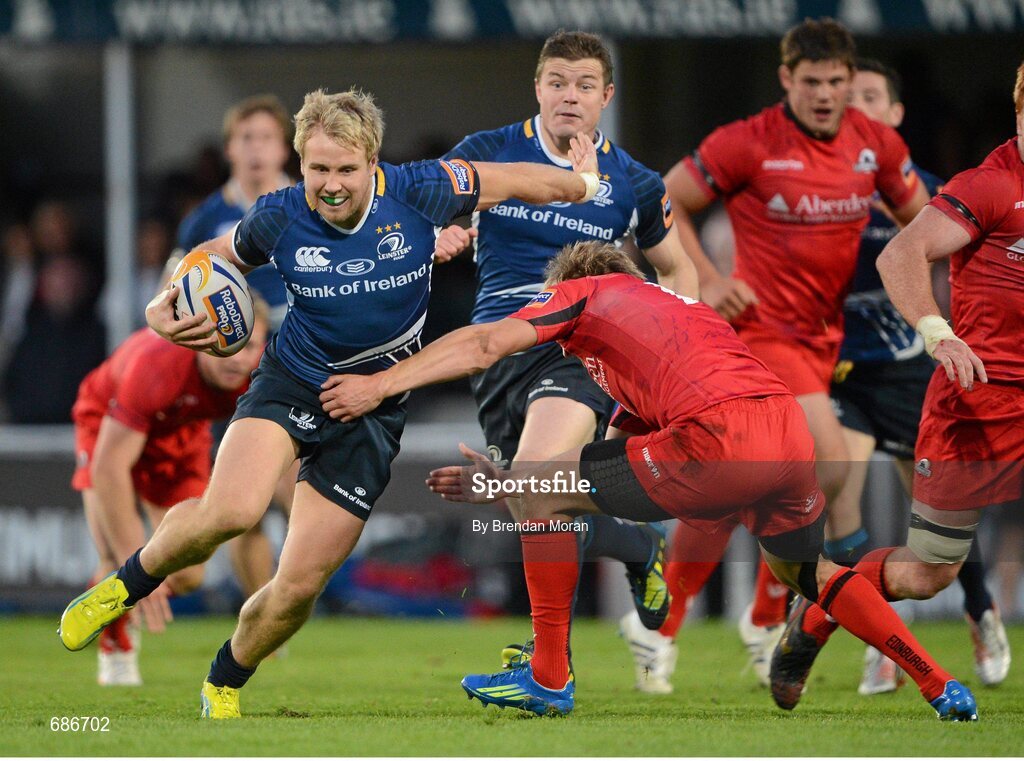 22 September 2012; Fionn Carr, Leinster, is tackled by Tom Brown, Edinburgh. Celtic League 2012/13, Round 4, Leinster v Edinburgh, RDS, Ballsbridge, Dublin. Picture credit: Brendan Moran / SPORTSFILE